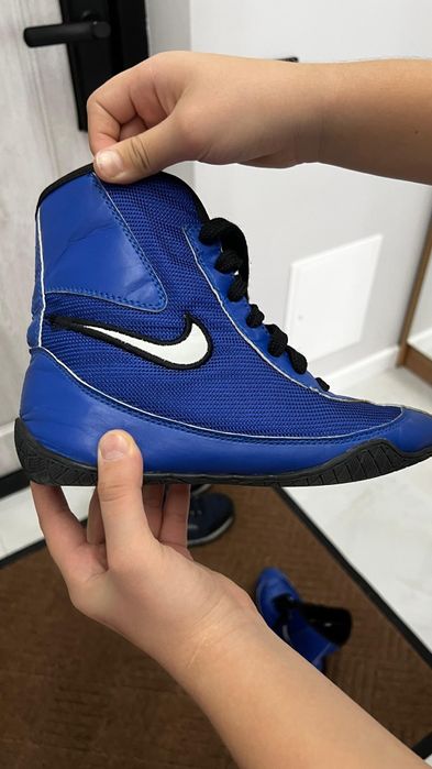 Борцовки бокс борьба