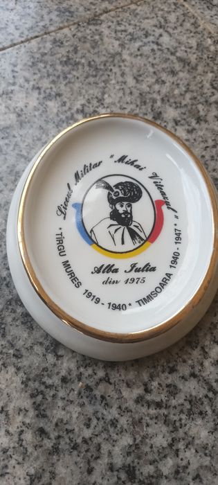 Obiect vechi din Porțelan
