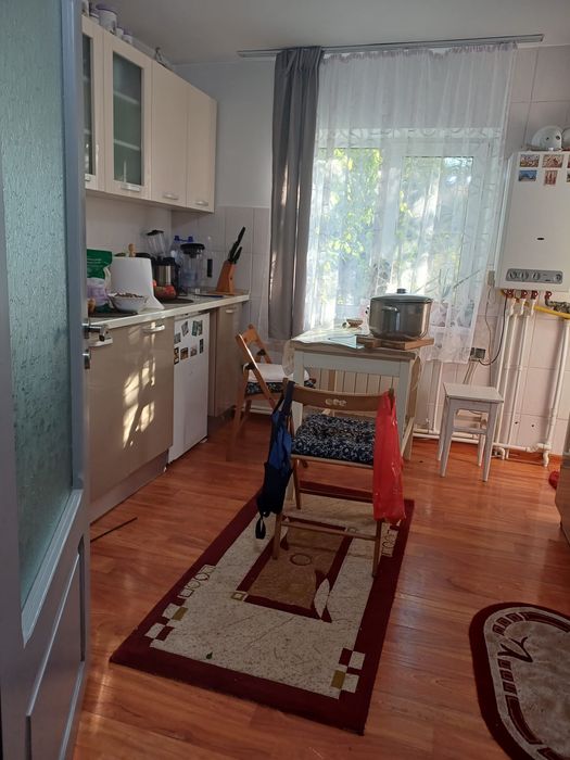 Apartament 2 camere decomndate 64 mp