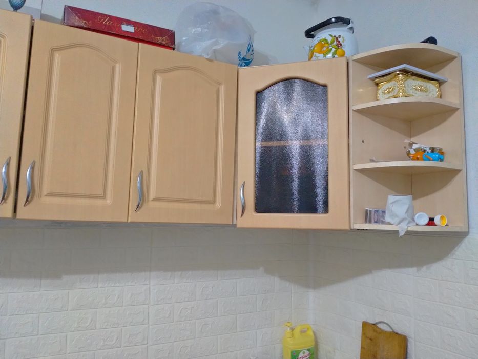 Продам за дёшево шкафы кухонные