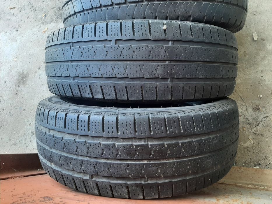 Продам шины 215/65/16С