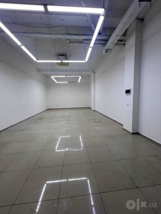 Сдаётся задние под университет, офис, школа