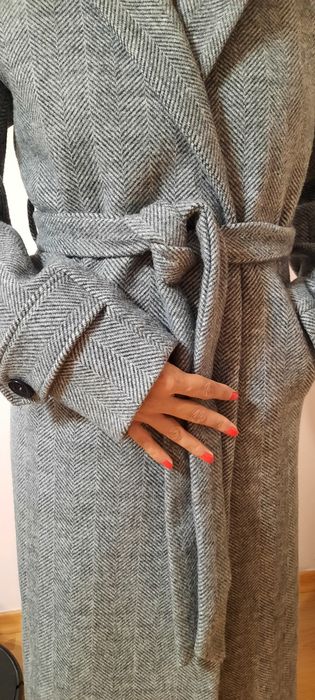 Продам женское пальто