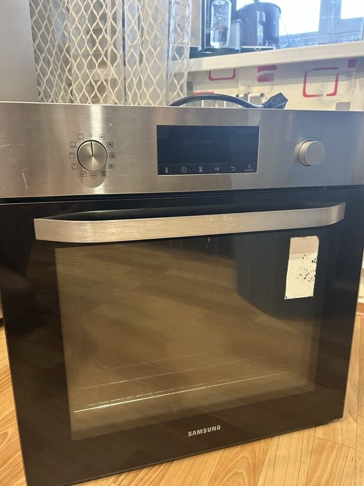 Продам духовой шкаф