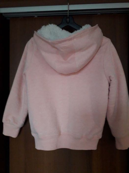 Много топъл суитшър