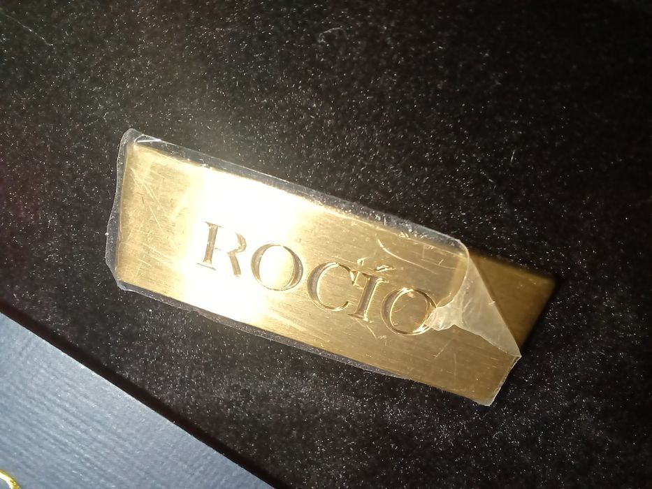 Клатч от дорогого британского бренда  ROCIO