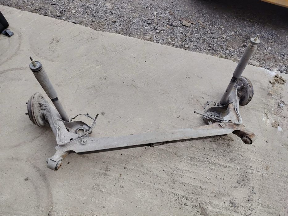 Заден мост за хонда джяз 2002-2008