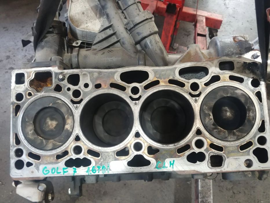bloc motor 1.6 tdi clh seat leon  audi a3 8v skoda octavia 3 vw golf 7