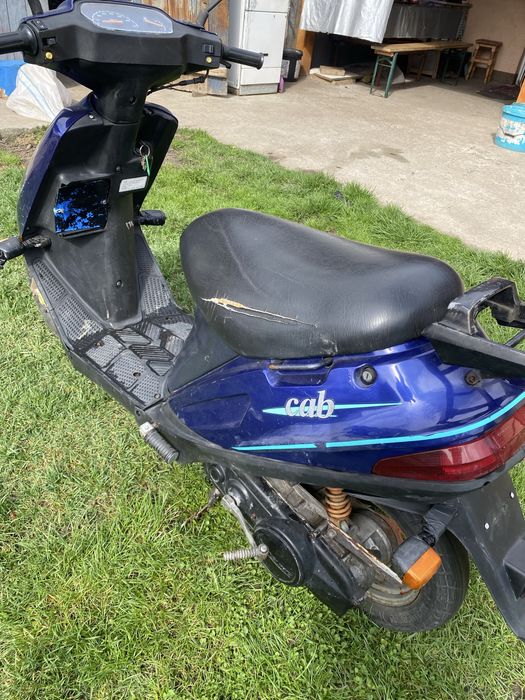 Scuter hyundai 49 cm