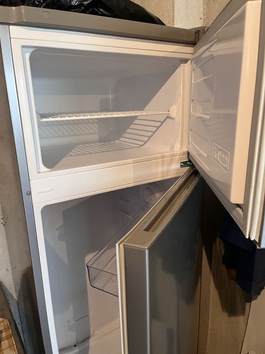 Хладилник Beko 161 см.