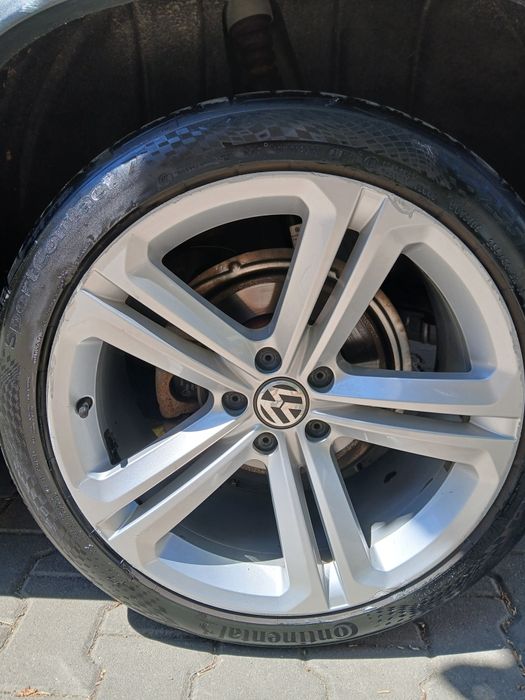 Продавам оригинални джанти с гуми от Volkswagen Tiguan 19" 5x112