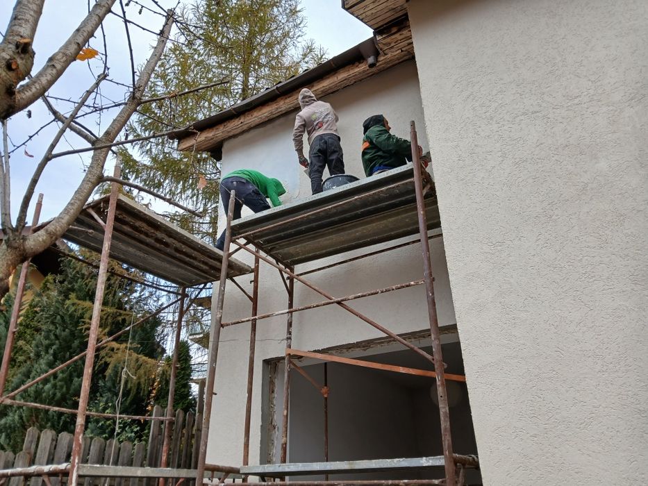 Constructi Ridicat case plus interioare si exterioare