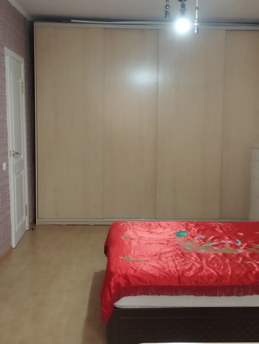 Продается; 2/2/4 .ул.Сайрам. метро. Буз юк Ипак Юли