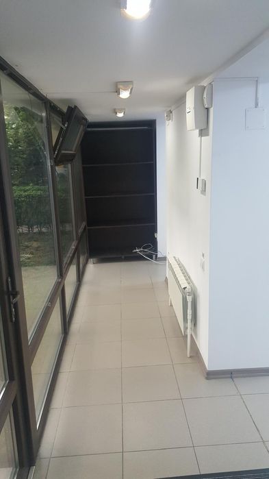 Vând Spațiu Comercial
