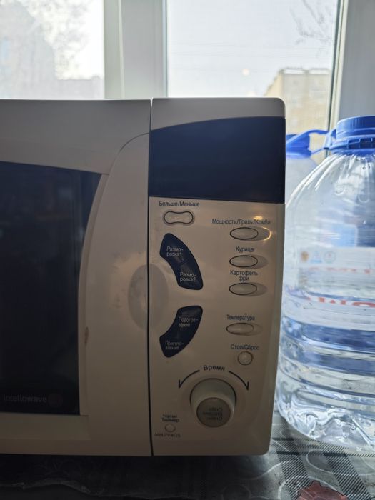Продам отличную микроволновку