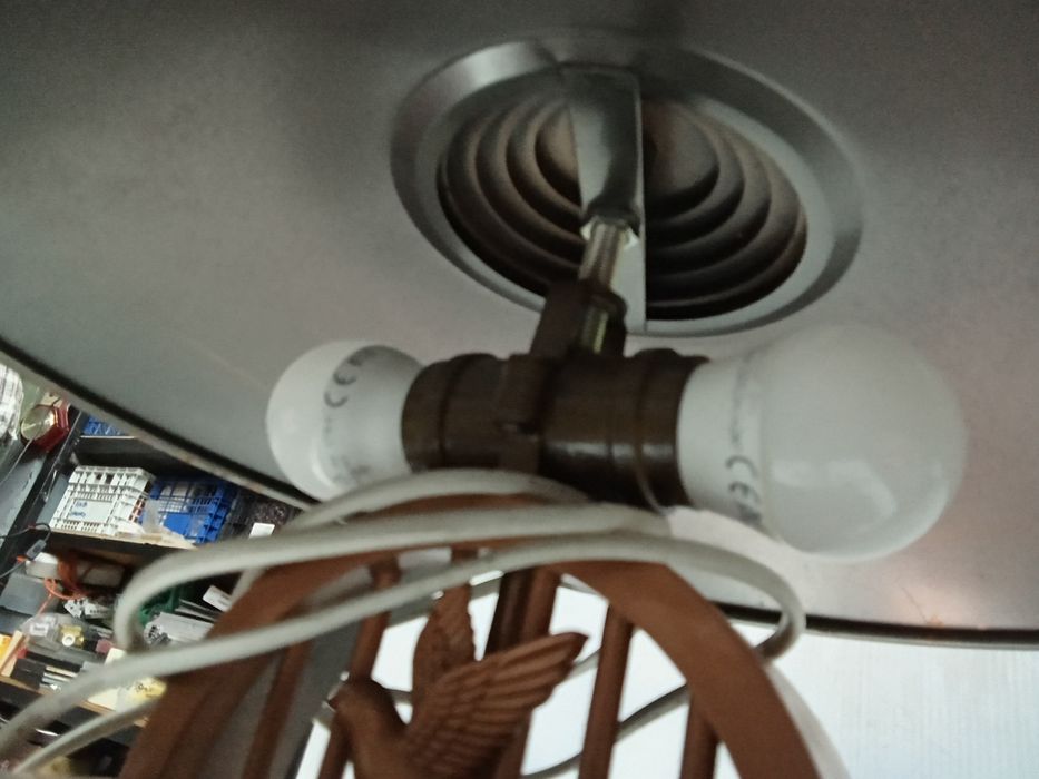 Ретро нощни лампи с часовник и навиващ декоративен механизъм