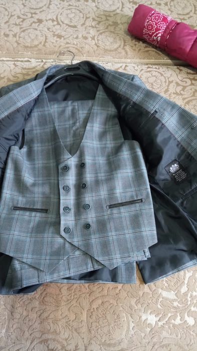 Костюм тройка для мальчиков