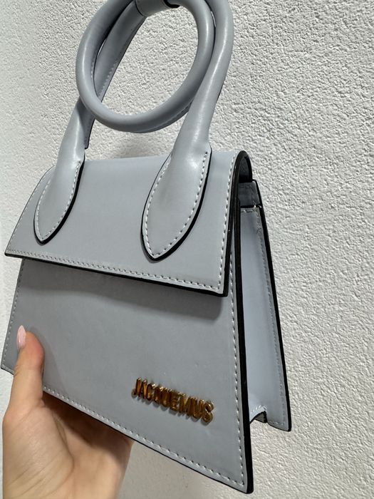 Нова чанта jacquemus /има и дълга дръжка/