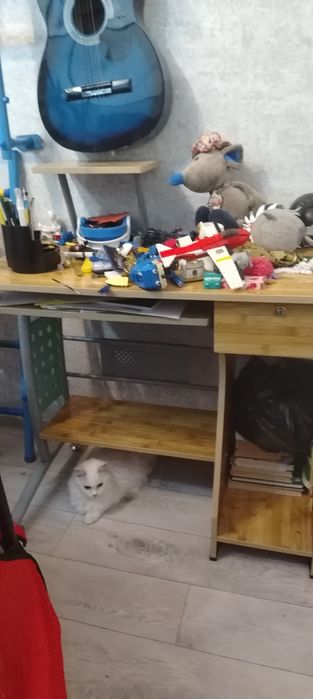 Продам компьютерный стол