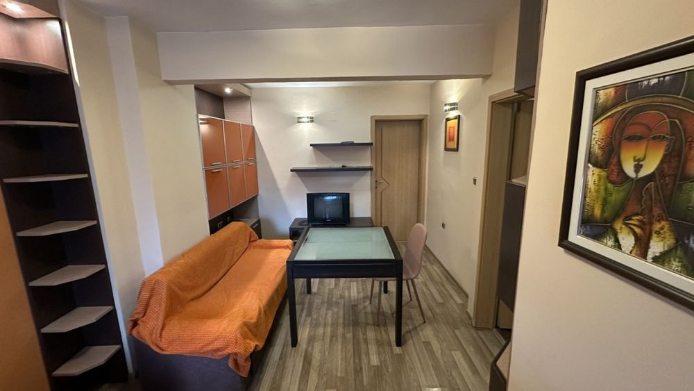 Дава се под наем Тристаен апартамент в Варна, ВИНС - 72 кв.м за 510 € - Снимка #3