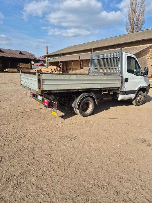Iveco Daily 35C15 basculabil pe cutie