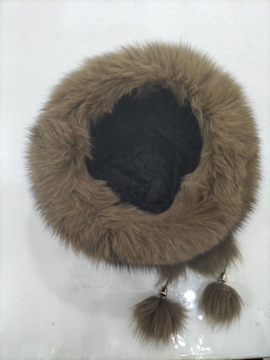 Продам шапку женскую