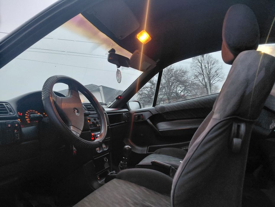 Vand opel calibra sau schimb pe o remorca auto
