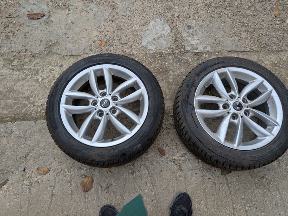Jante originale Mini Cooper+anvelope Apollo Aspire XP Winter 205/55R17