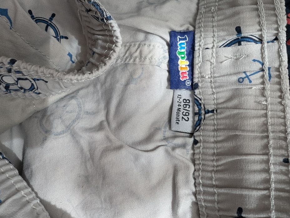 Set pantaloni scurți+ pălărie in