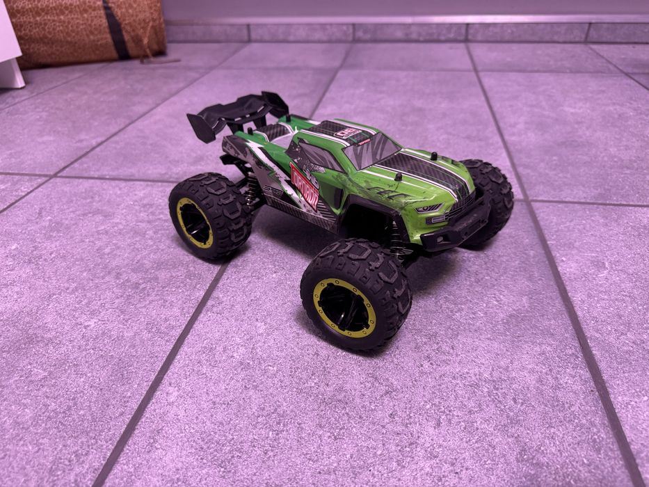 Automodel rc brushed 4x4 1:18/1:16 telecomanda 2.4 ghz