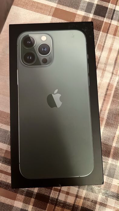 Продам айфон 13 Pro Max