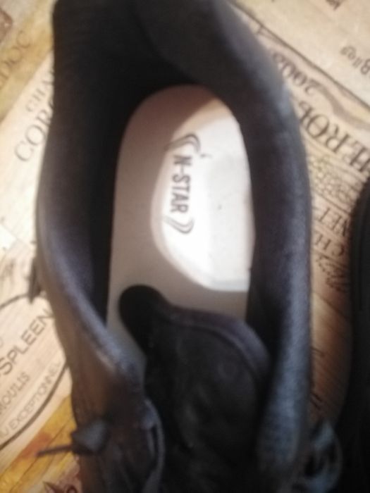 Нови мъжки маратонки