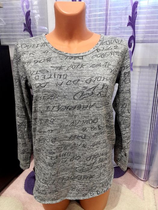 Дамски блузи и жилетки