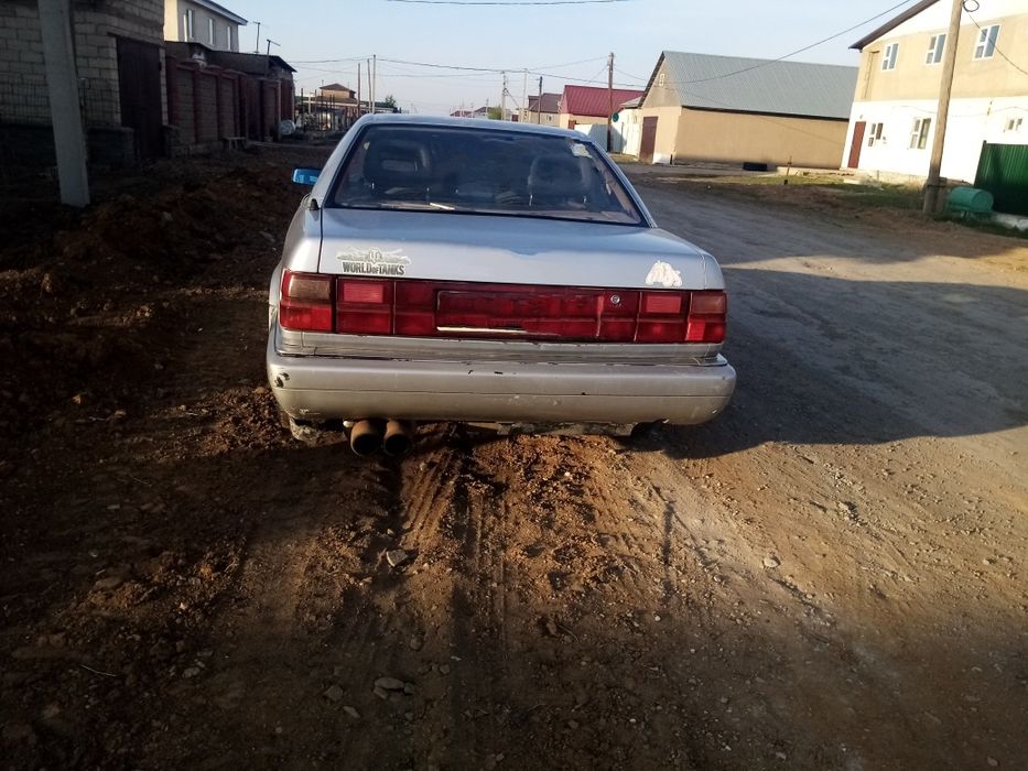 Продам машину ауди V8