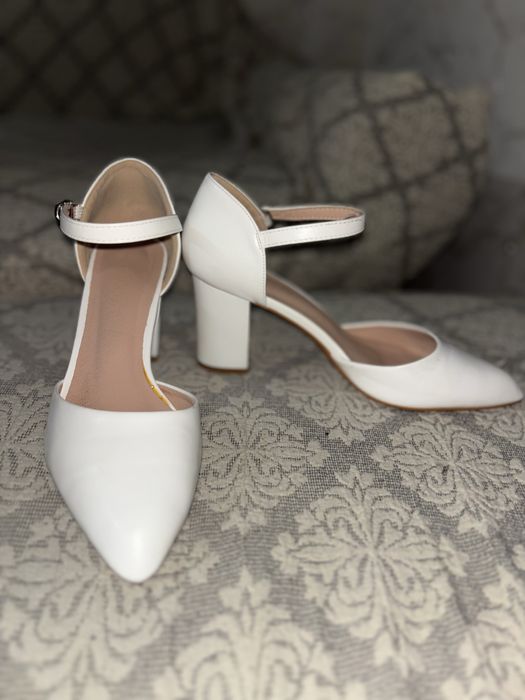 туфли белые женские