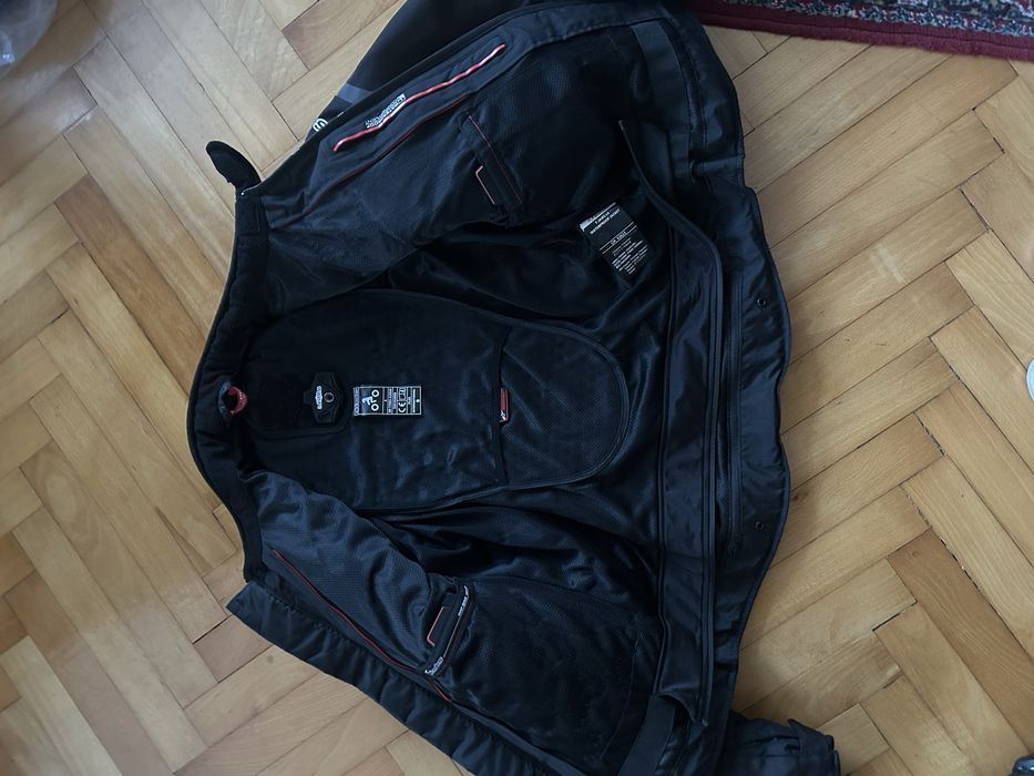 Мото яке alpinestars