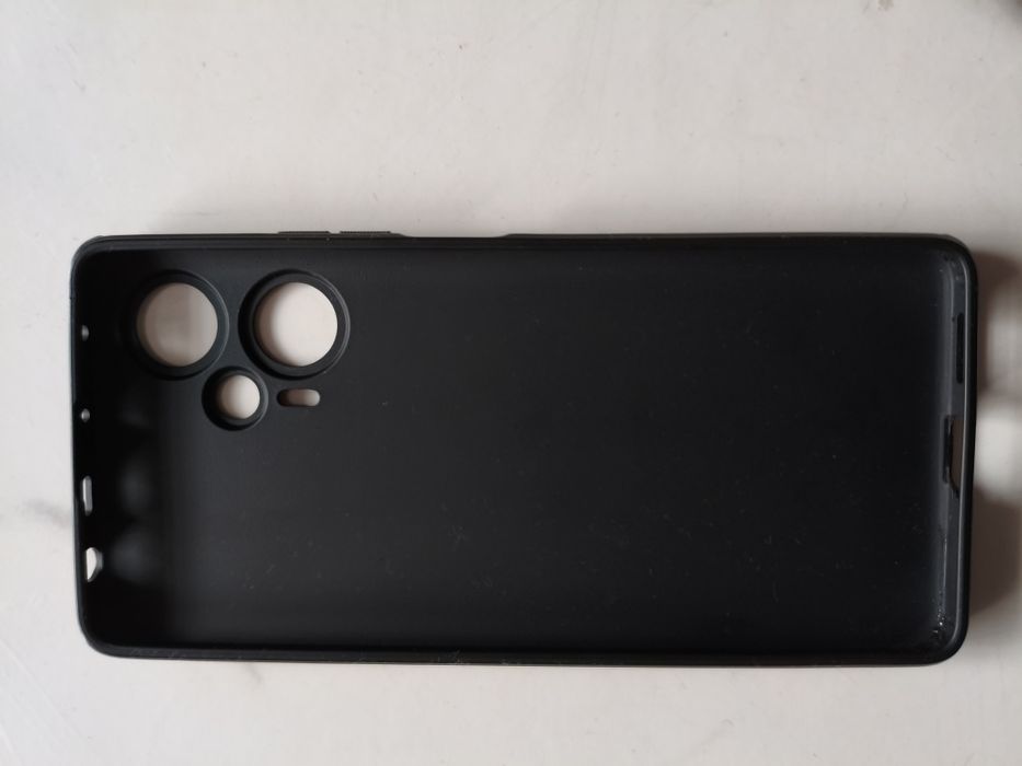 продам poco f5 чехол nillkin