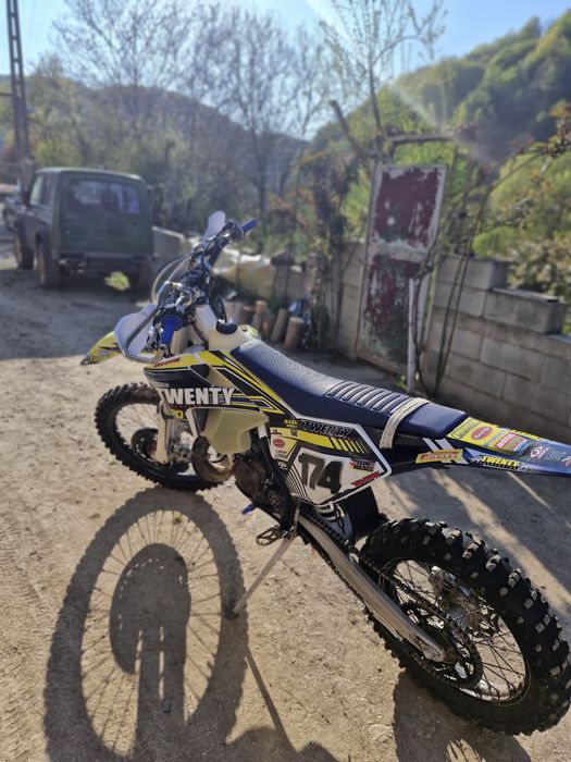 Vând husqvarna te300