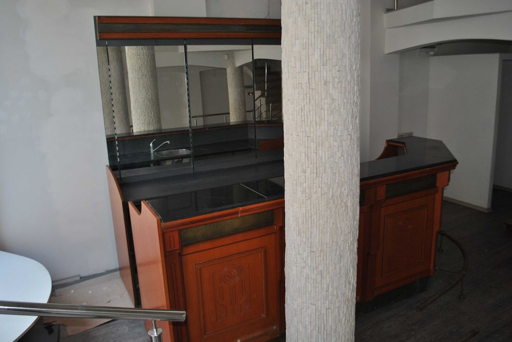 РАЗГЛОБЯЕМ БАР-ПЛОТ УДОБЕН И ПРАКТИЧЕН