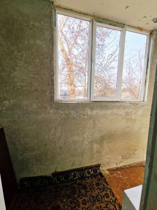 Срочно продается  галерейка 1/3/4 Юнусабад 2 Об площадь 35м.кв Ипотека