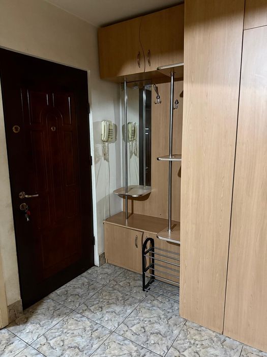 Apartament de închiriat