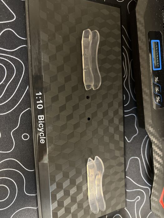 Продам фигурку велосипеда