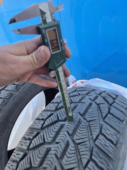 245 45 18 Tigar dot 3720