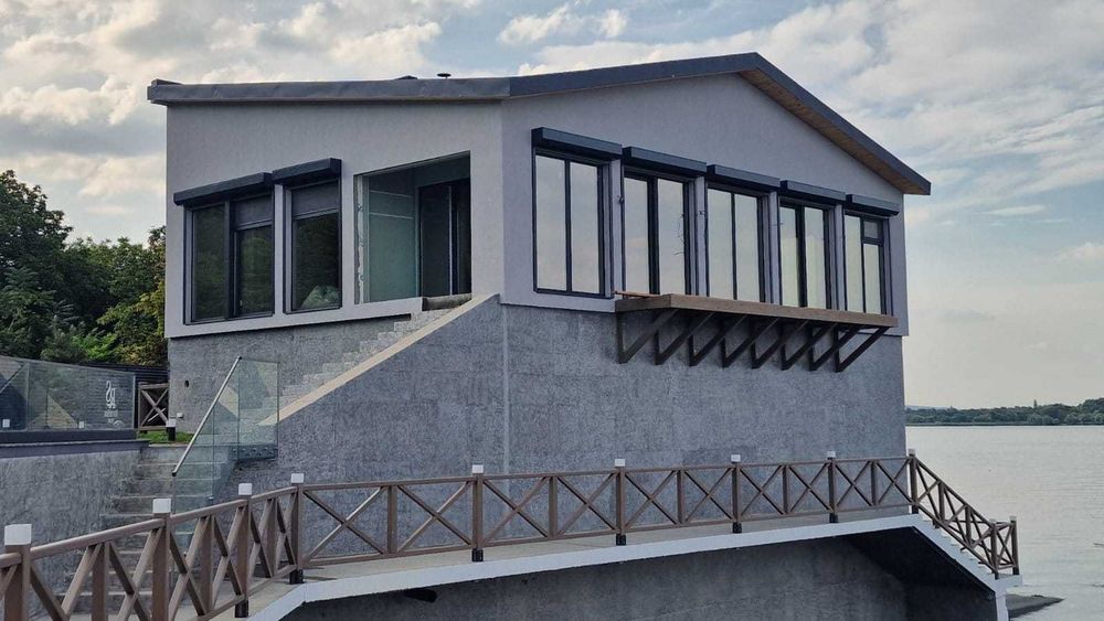 Construim case pe structură de lemn – A-Frame, cabane, case de vacanță