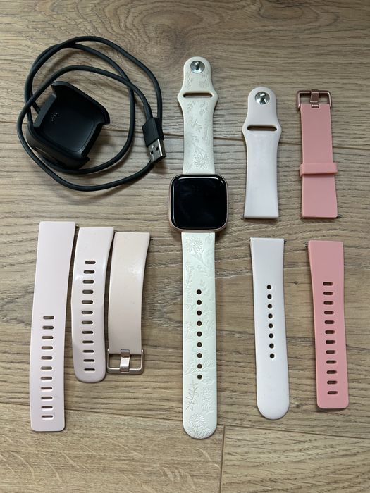 Fitbit Versa 2 Smartwatch