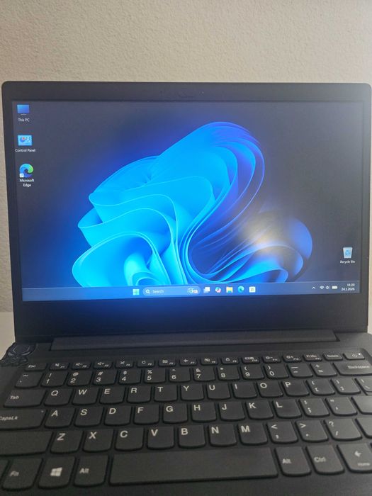 Laptop Lenovo V14-IIL