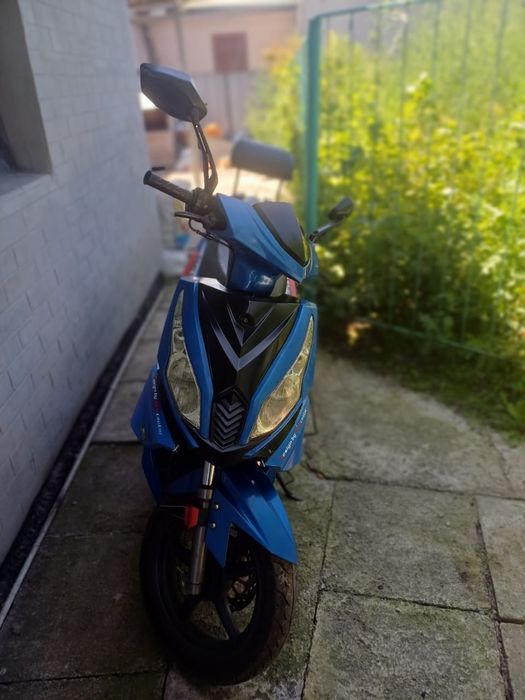 Скутер Peda 150кубов