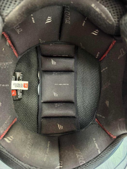 Мото каска MT Helmet Viale SV XL + калъф
