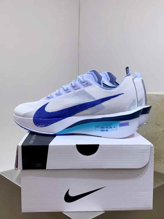 Мъжки маратонки Nike Zoom VaporFly 4 "Ghost/Blue Void/Persian Violet