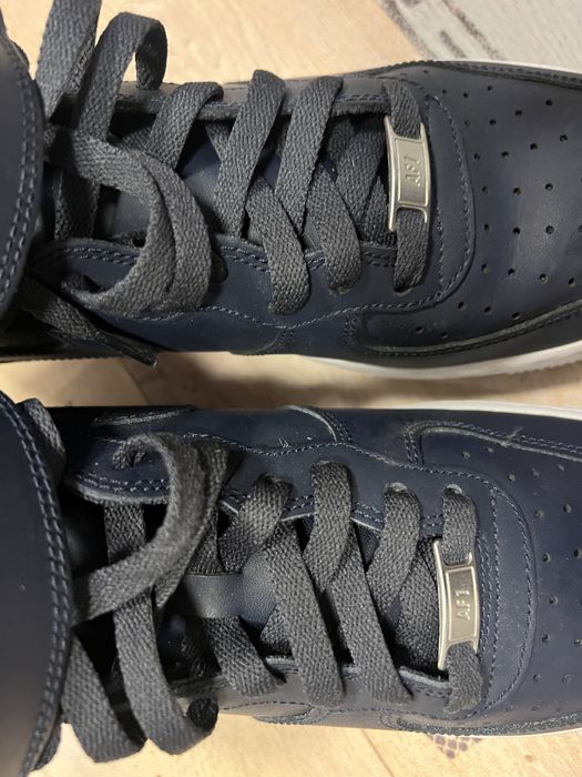 Оригинални тъмно сини кецове nike